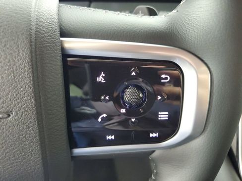 New 2026 Nissan Armada SV image 24