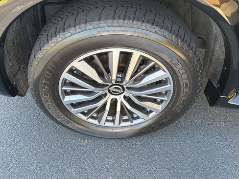 Used 2023 Nissan Armada SL w/ Captain's Chairs Package AWD/4WD image 40