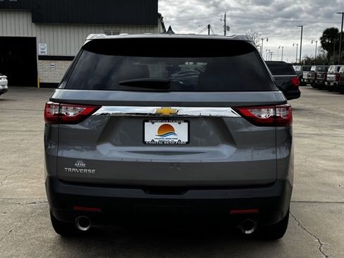 Used 2020 Chevrolet Traverse LS image 7