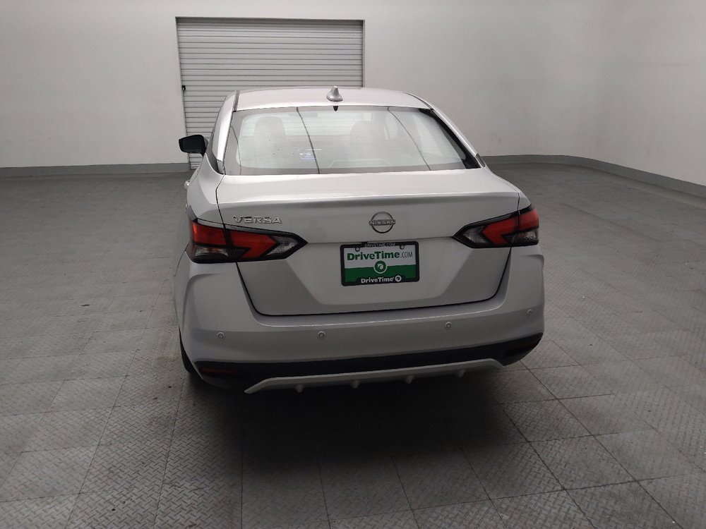Used 2025 Nissan Versa SV FWD image 6