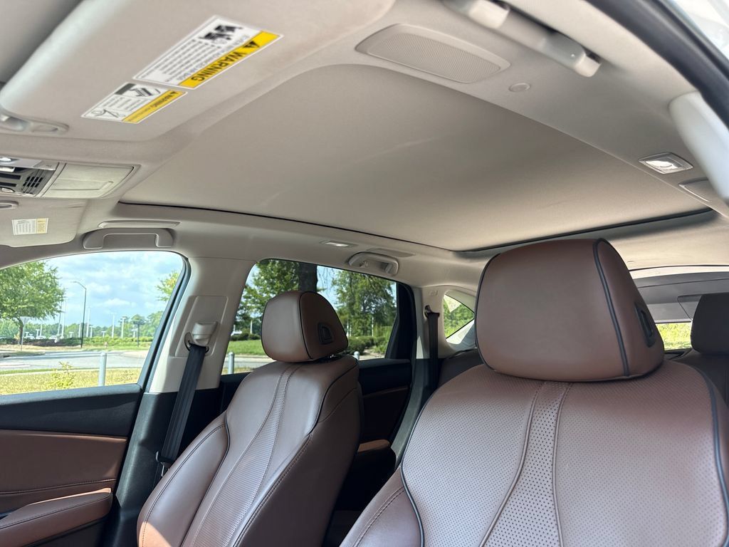 Used 2020 Acura RDX w/ Advance Package AWD/4WD image 30