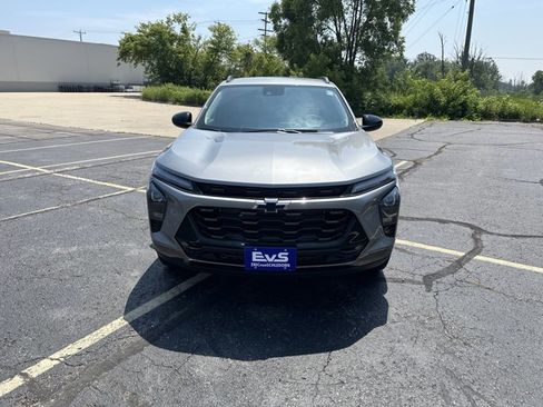 New 2025 Chevrolet Trax ACTIV w/ Driver Confidence Package image 2