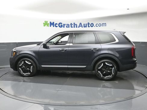 Used 2025 Kia Telluride S AWD/4WD image 25