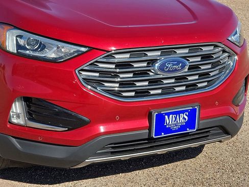 Used 2020 Ford Edge Titanium image 10