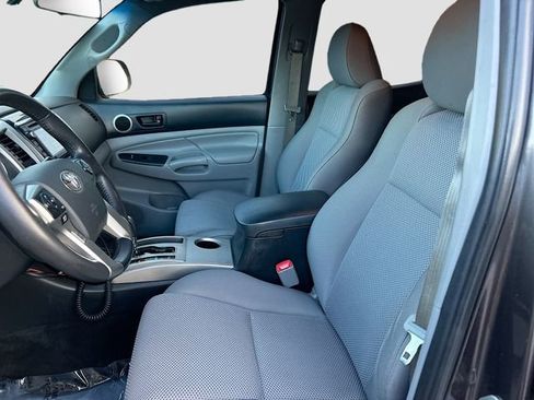 Used 2015 Toyota Tacoma 4x4 Double Cab w/ TRD Sport Package image 16