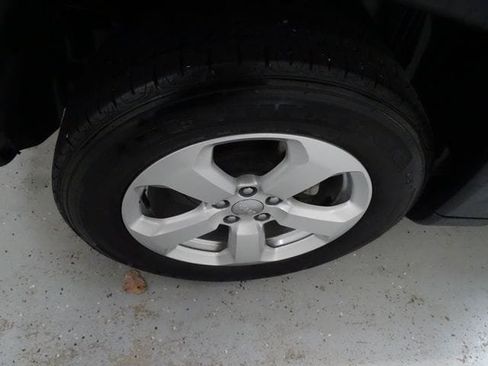 Used 2020 Jeep Compass Latitude w/ Cold Weather Group AWD/4WD image 29