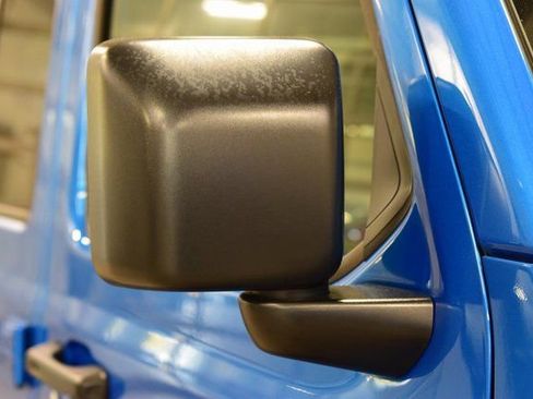 Used 2024 Jeep Gladiator Rubicon w/ Convenience Group image 14