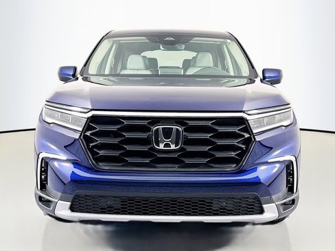 Certified 2025 Honda Pilot EX-L image 2