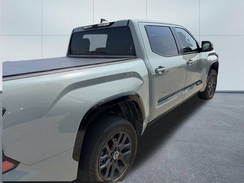 Used 2024 Toyota Tundra Platinum AWD/4WD image 8