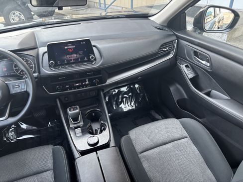 Used 2024 Nissan Rogue SV AWD/4WD image 20