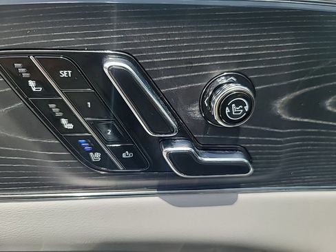 Certified 2024 Cadillac Lyriq Luxury RWD image 12