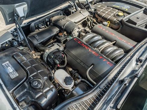 Used 2002 Chevrolet Corvette Convertible w/ Preferred Equipment Group2 image 15