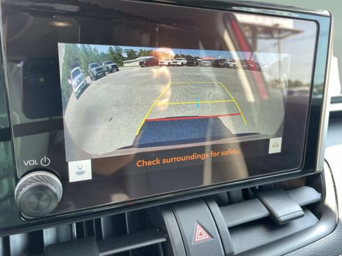 Used 2024 Toyota RAV4 LE FWD image 27