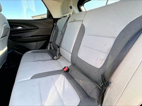 Used 2025 Chevrolet TrailBlazer LT w/ Convenience Package FWD image 24