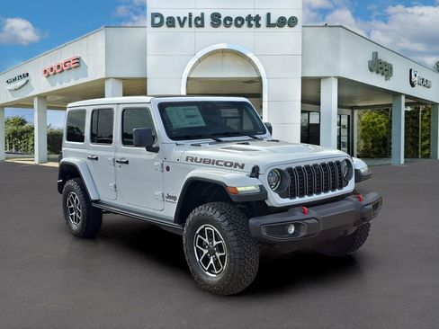 New 2026 Jeep Wrangler Unlimited Rubicon w/ Safety Group image 4