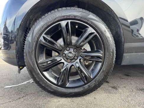 Used 2020 Land Rover Range Rover Velar S image 9