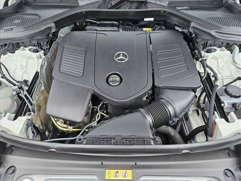 Used 2025 Mercedes-Benz GLC 300 image 22