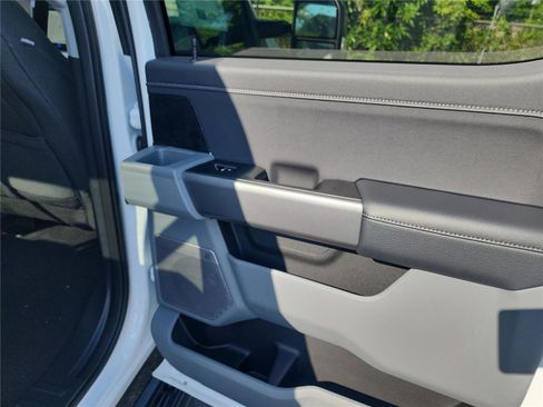 New 2026 Ford F250 XLT w/ XLT Premium Package image 23