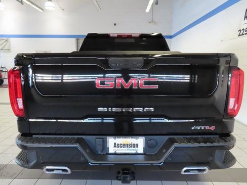 Used 2023 GMC Sierra 1500 AT4 w/ AT4 Premium Package image 13