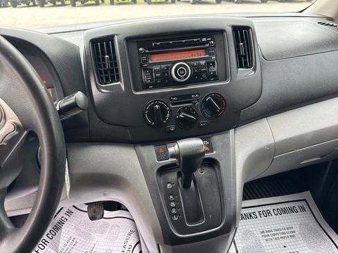 Used 2017 Nissan NV200 S w/ Cruise Control Package image 11