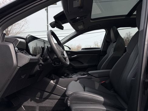 Used 2025 Audi Q6 e-tron Premium Plus w/ Premium Plus image 13