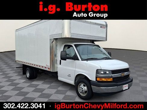 New 2024 Chevrolet Express 4500 Extended w/ Power Convenience Package RWD image 1