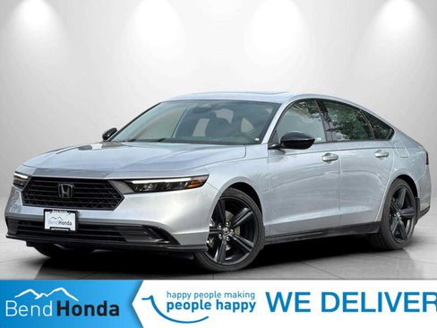 Used 2025 Honda Accord Sport image 1