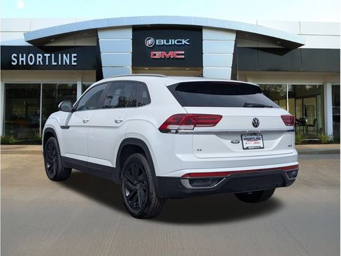 Used 2023 Volkswagen Atlas Cross Sport SE w/ Panoramic Sunroof Package AWD/4WD image 5