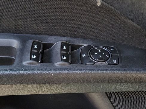 Used 2018 Ford Fusion SE w/ Fusion SE Technology Package image 30