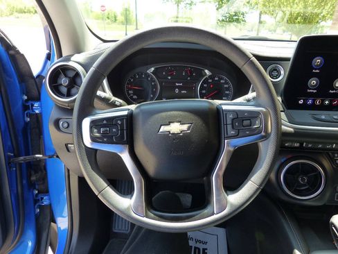 Used 2024 Chevrolet Blazer LT w/ Convenience Package FWD image 24