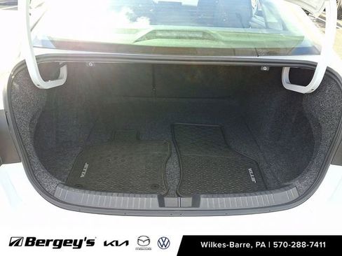 Certified 2025 Volkswagen Jetta S image 29