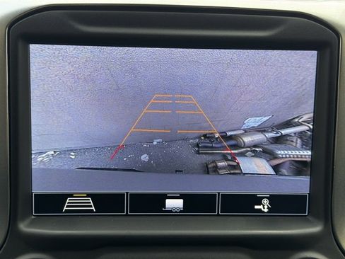 Used 2020 Chevrolet Silverado 1500 LT w/ All-Star Edition image 4