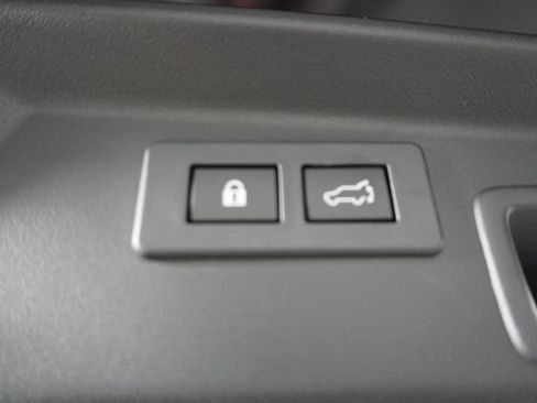 Certified 2026 Subaru Outback Limited AWD/4WD image 39