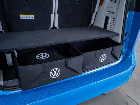 Used 2025 Volkswagen ID. Buzz 1st Edition image 57