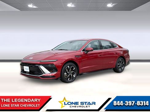 Used 2025 Hyundai Sonata SEL FWD image 1