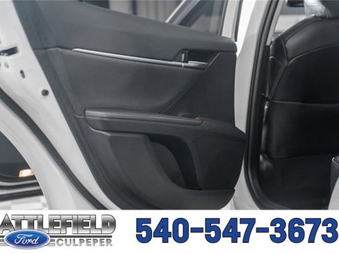 Used 2024 Toyota Camry XSE w/ Navigation Package image 42