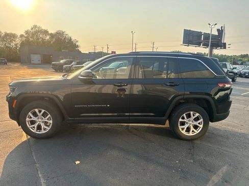 Used 2022 Jeep Grand Cherokee Limited AWD/4WD image 5