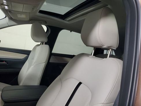 Certified 2025 MAZDA CX-70 3.3 Turbo w/ Premium Package image 23