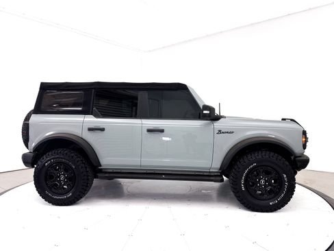 Used 2022 Ford Bronco Wildtrak AWD/4WD image 39
