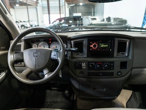 Used 2007 Dodge Ram 2500 Truck SLT AWD/4WD image 15