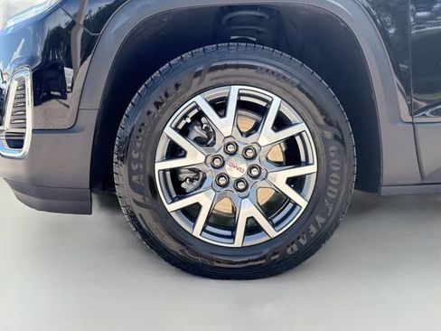 Used 2022 GMC Acadia SLT w/ Technology Package FWD image 43