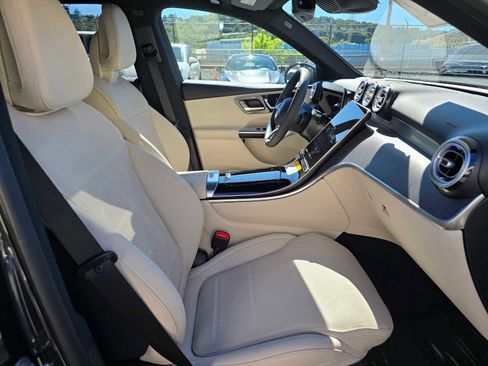 New 2026 Mercedes-Benz GLC 350e 4MATIC image 11