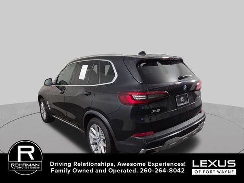 Used 2023 BMW X5 xDrive40i w/ Premium Package AWD/4WD image 10