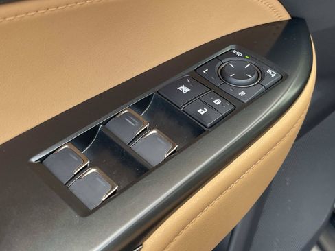 Used 2025 Lexus NX 450h+ AWD w/ Accessory Package (Z2) image 24