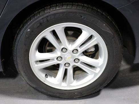 Used 2016 Chevrolet Cruze LT FWD image 33