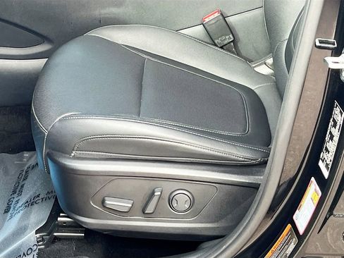 Used 2024 Hyundai Santa Cruz Night AWD/4WD image 19