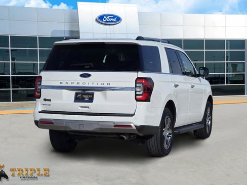 Certified 2024 Ford Expedition Limited image 5
