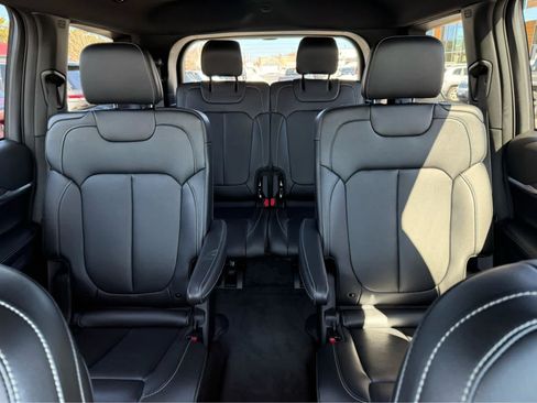 Used 2025 Jeep Grand Cherokee L Limited AWD/4WD image 29