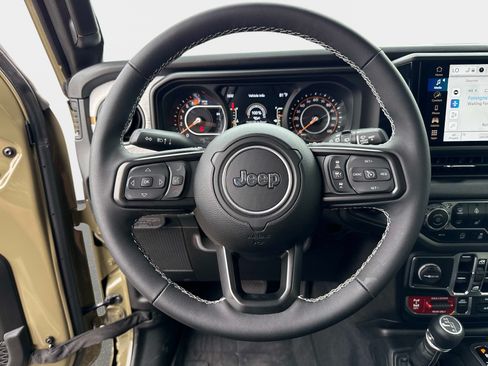 Certified 2025 Jeep Wrangler Unlimited Sport AWD/4WD image 27