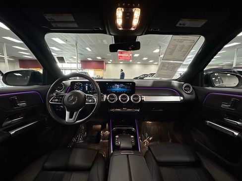 Used 2023 Mercedes-Benz EQB 250+ image 25